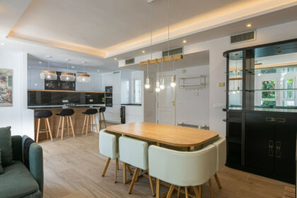 15a9a6bf74408ef15cbb17e66a31f130 - 11