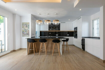 15a9a6bf74408ef15cbb17e66a31f130 - 20