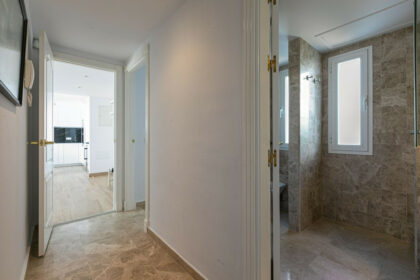 15a9a6bf74408ef15cbb17e66a31f130 - 31