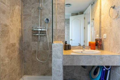 15a9a6bf74408ef15cbb17e66a31f130 - 35