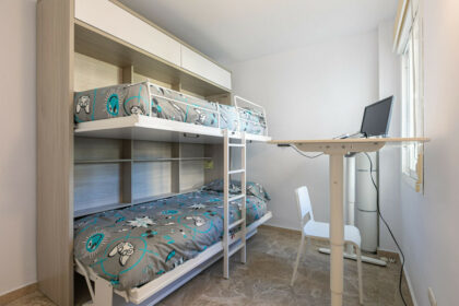 15a9a6bf74408ef15cbb17e66a31f130 - 40