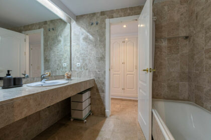 15a9a6bf74408ef15cbb17e66a31f130 - 45