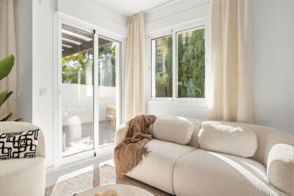 15bb2a4be7146481b8b1b557f07b1c4f - 13