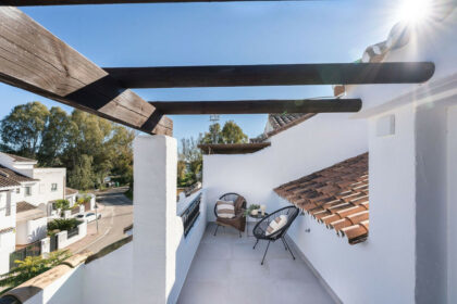 15bb2a4be7146481b8b1b557f07b1c4f - 28