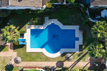 15bb2a4be7146481b8b1b557f07b1c4f - 34