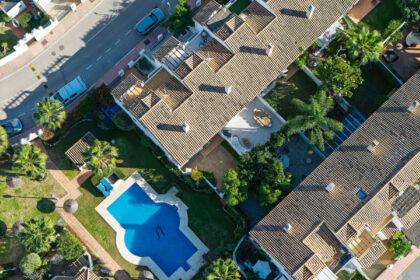 15bb2a4be7146481b8b1b557f07b1c4f - 35