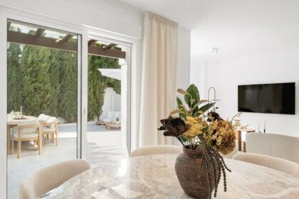 15bb2a4be7146481b8b1b557f07b1c4f - 8