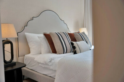 15bf6c08b74869964cd9b4da9a0ce230 - 20