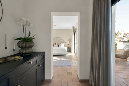 15bf6c08b74869964cd9b4da9a0ce230 - 22