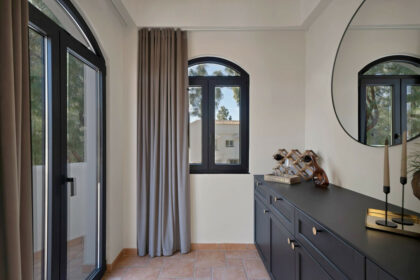 15bf6c08b74869964cd9b4da9a0ce230 - 23