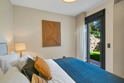 15bf6c08b74869964cd9b4da9a0ce230 - 33