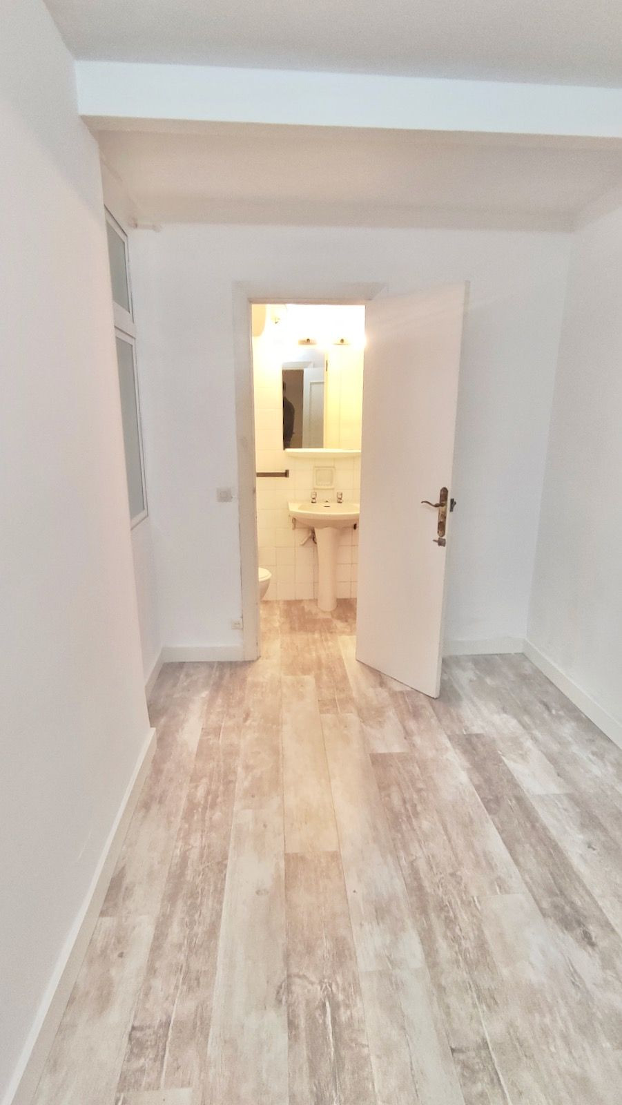 163ba6426fabff17cec84343509bcbe2 - 16