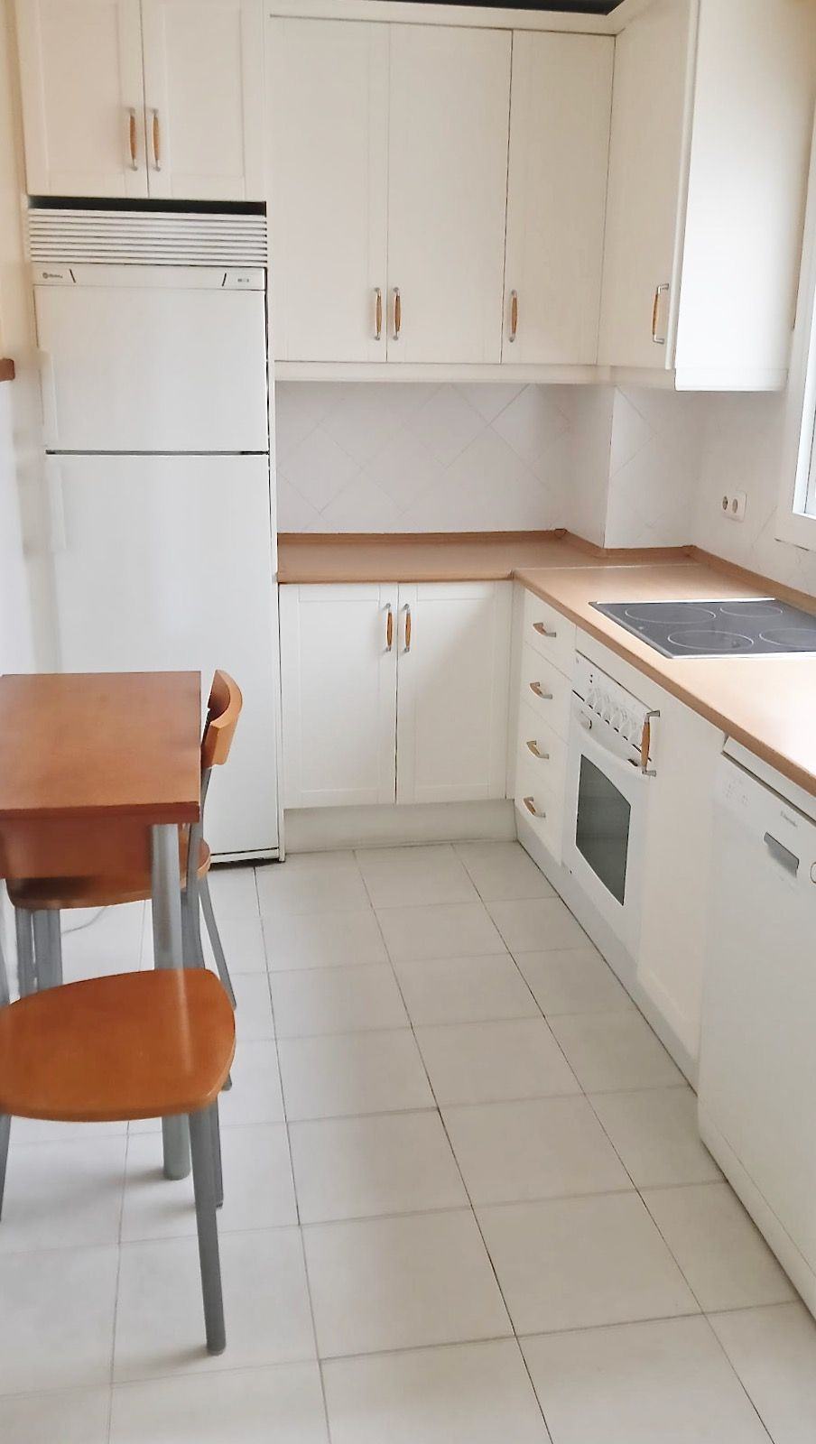 163ba6426fabff17cec84343509bcbe2 - 18