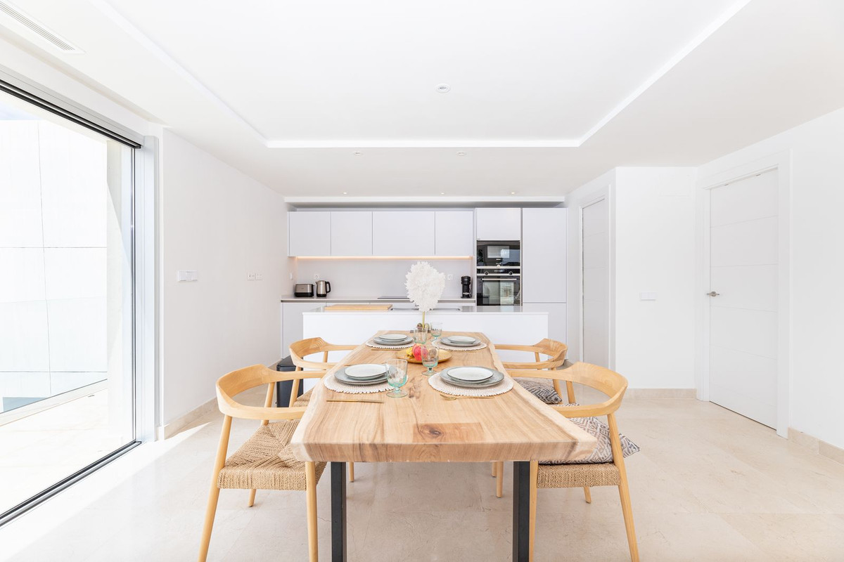 167874d9941ed94086c6b0040418939b - 4