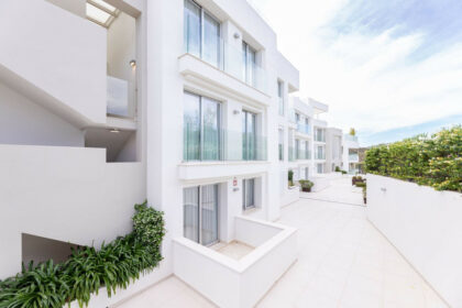 167874d9941ed94086c6b0040418939b - 8