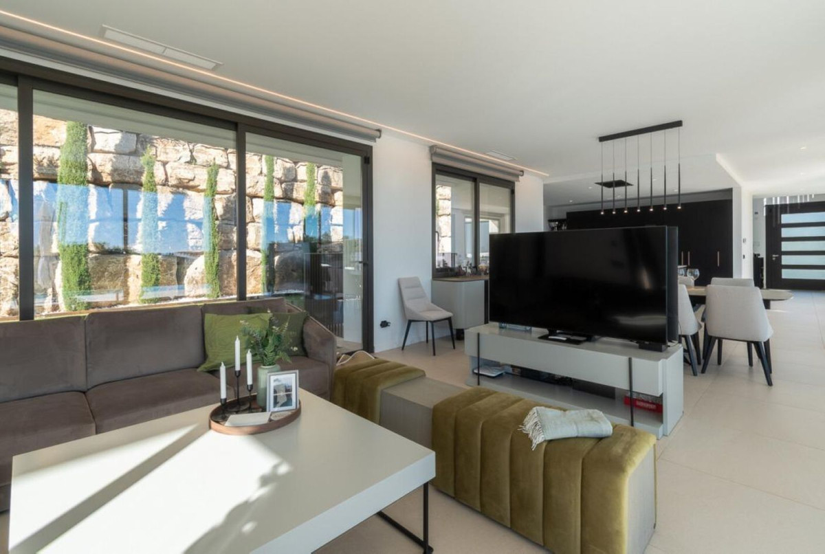 171916bed9a00c9b716cb86690fbd75f - 12