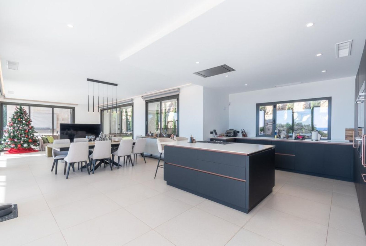 171916bed9a00c9b716cb86690fbd75f - 14