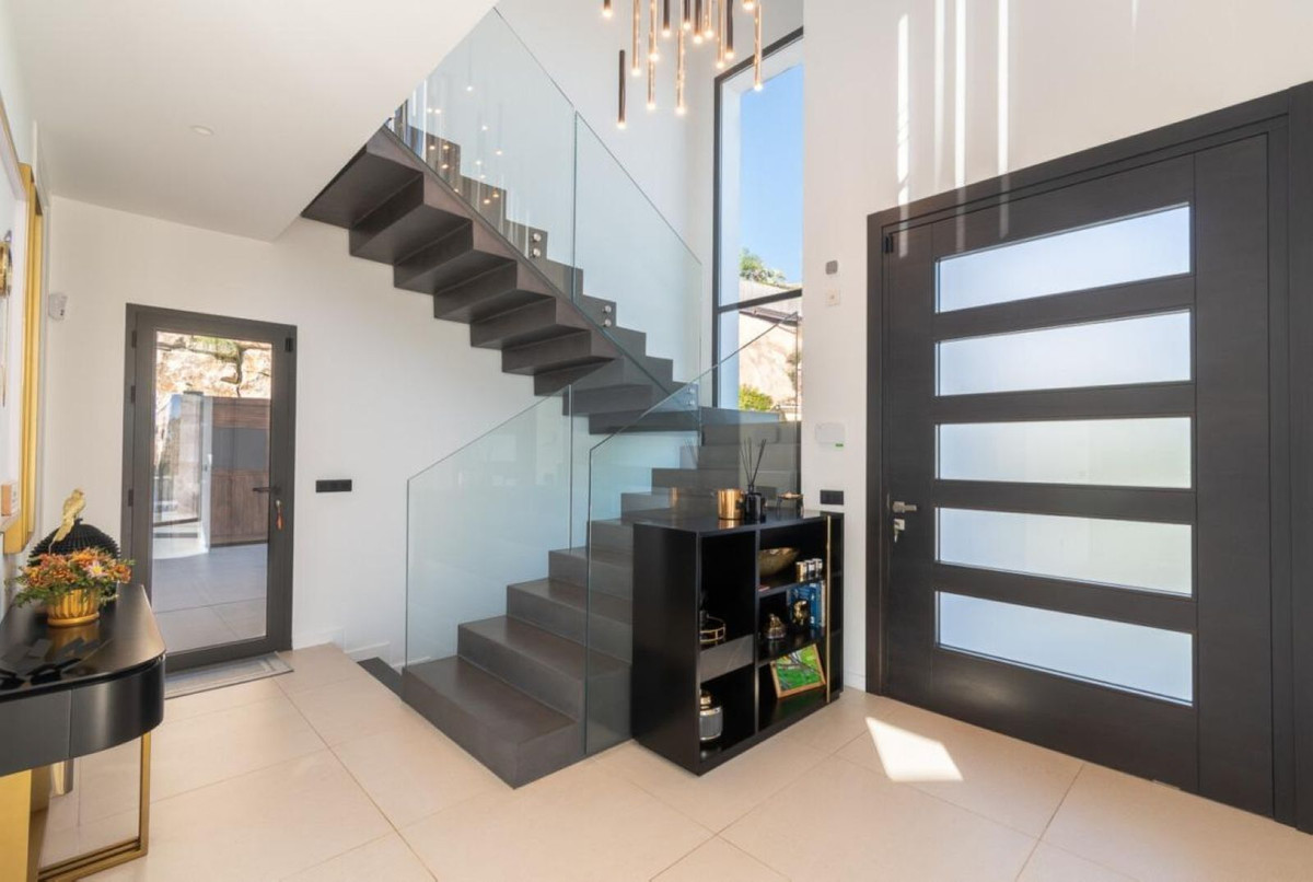 171916bed9a00c9b716cb86690fbd75f - 16