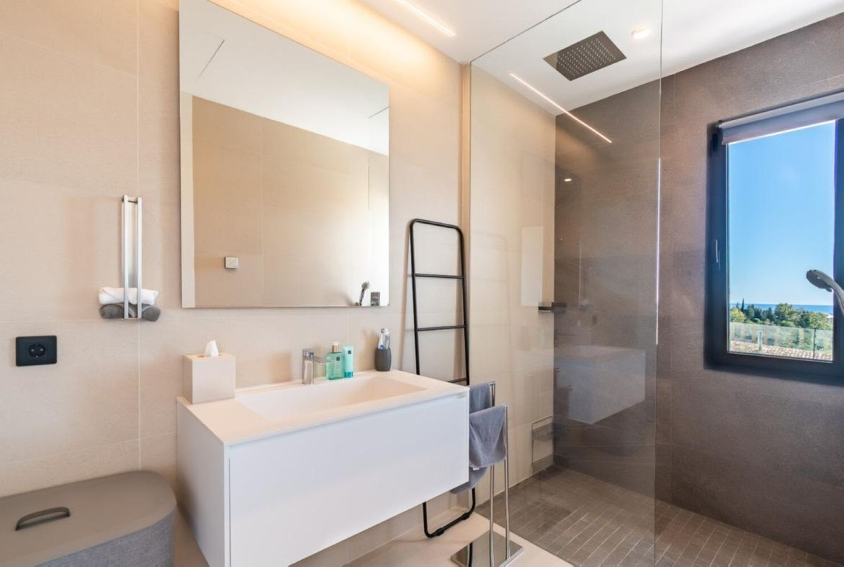 171916bed9a00c9b716cb86690fbd75f - 24