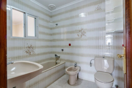 175f1edfbc424bb85dd1a4e40a955911 - 11