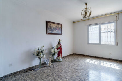 175f1edfbc424bb85dd1a4e40a955911 - 12