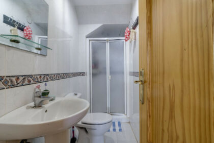 175f1edfbc424bb85dd1a4e40a955911 - 23