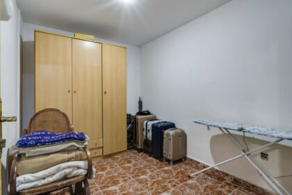 175f1edfbc424bb85dd1a4e40a955911 - 25