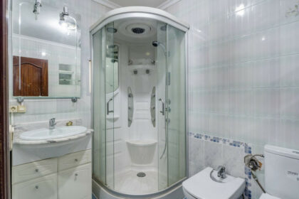 175f1edfbc424bb85dd1a4e40a955911 - 29