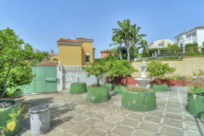 175f1edfbc424bb85dd1a4e40a955911 - 38