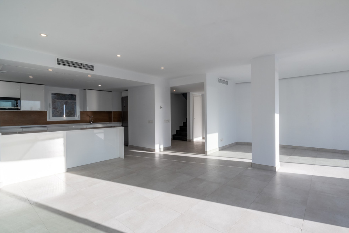 177da0f15f7059b19e09fd0a77d357e6 - 3