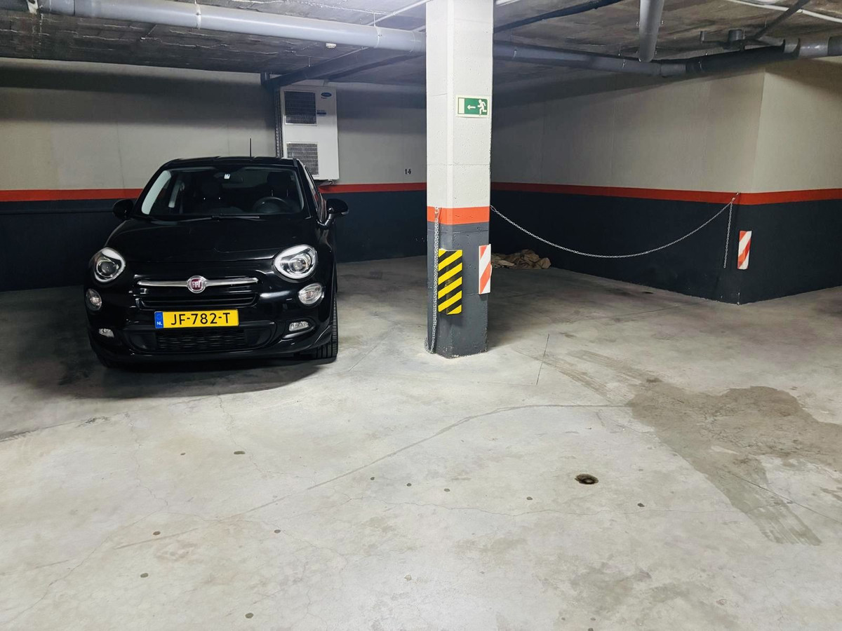 17eaedcead1a494f20cd578056116b3f - 17