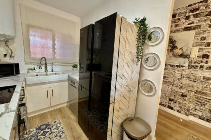 181fd25f0f44c6cac8716881fcdb9f68 - 11