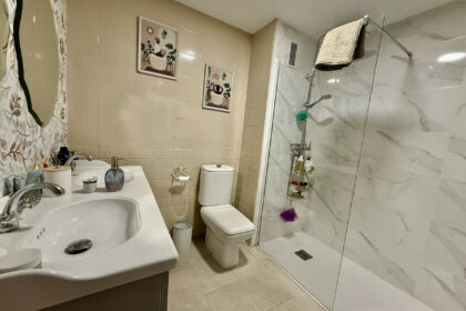 181fd25f0f44c6cac8716881fcdb9f68 - 20