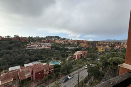 181fd25f0f44c6cac8716881fcdb9f68 - 25