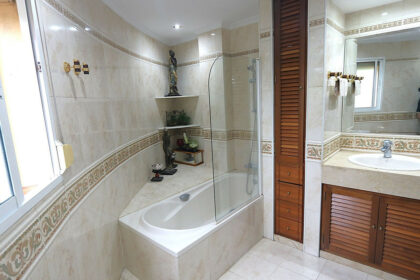 183fc16af6212a5e831ef4fe5b5dd0da - 10