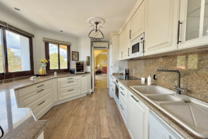 18903e051a55a0369b9db805b57301a1 - 12