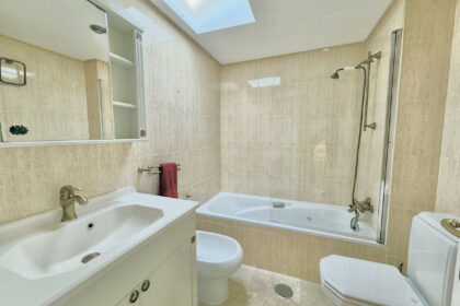 18903e051a55a0369b9db805b57301a1 - 24