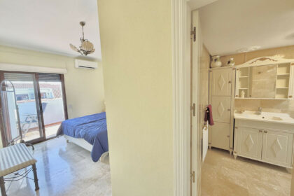 18903e051a55a0369b9db805b57301a1 - 25