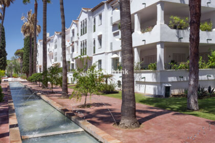 19d37a9a639df7afa4b89f0988319853 - 25