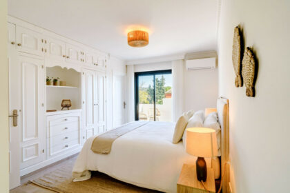 1a73a594e3579f55d783664f73170074 - 12