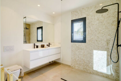 1a73a594e3579f55d783664f73170074 - 4