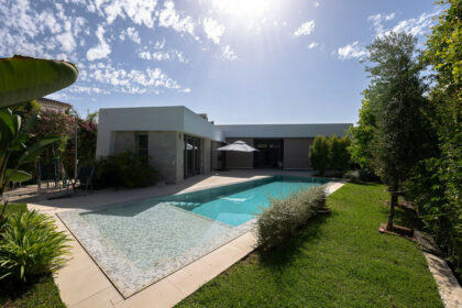 1a76b212583184f4cf8287054010d246 - 18