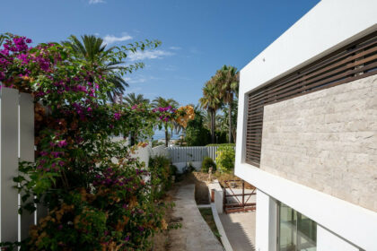 1a76b212583184f4cf8287054010d246 - 27