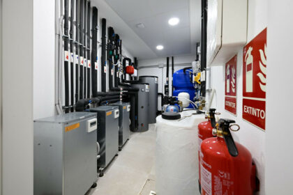 1a76b212583184f4cf8287054010d246 - 40