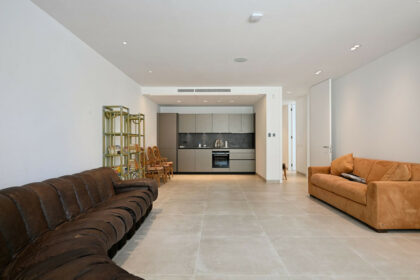 1a76b212583184f4cf8287054010d246 - 44