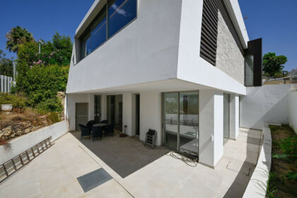 1a76b212583184f4cf8287054010d246 - 47