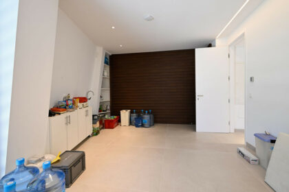 1a76b212583184f4cf8287054010d246 - 50