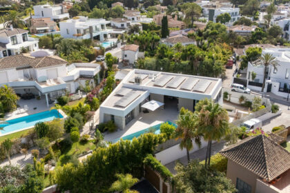 1a76b212583184f4cf8287054010d246 - 51