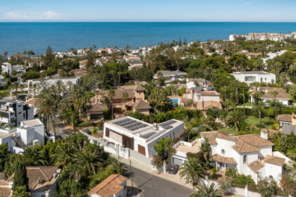 1a76b212583184f4cf8287054010d246 - 53