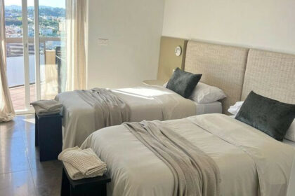 1a9e33178464805ce2e04bfdbfaaae47 - 20